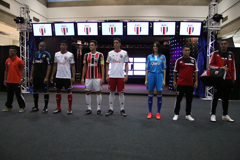 Botafogo-SP apresenta uniformes da Adidas para 2014 12002402863_cf9c9206cd_c