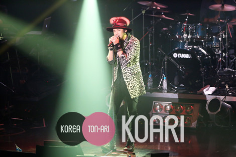 [Pics-2] Media Pictures of 2013 Jang Keun Suk ZikZin Live Tour in Zepp Osaka 12050928005_f4c54492c2