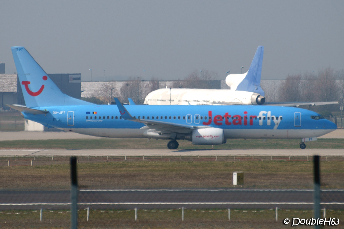 Aéroport de Lyon St-Exupéry [LYS-LFLL] 13239623363_c071255ac2_o