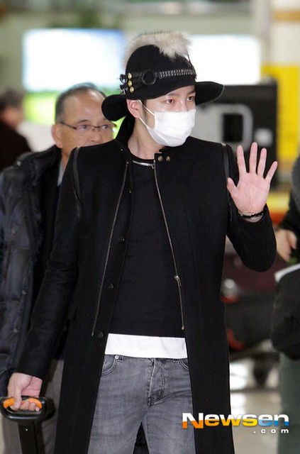 [Latest] [Pics-3] Jang Keun Suk  arrived at Gimpo airport from Tokyo after Zepp Nagoya February 03, 2014 12307107124_f15169da6a_z