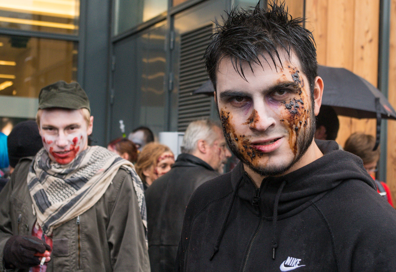 Zombie Walk, Lyon 2013 10252549025_ecefc301fb_o