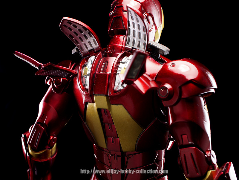 [EZHOBI-TOYS] Iron Man - Mark III - 1/10 scale - Página 2 8813828822_53fa76f711_b