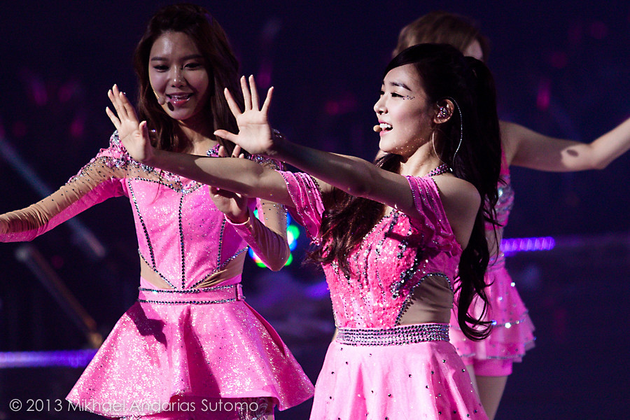 [PIC][13-09-2013]SNSD khởi hành đi Indonesia để biểu diễn "2013 Girls' Generation World Tour ~Girls & Peace~ in JAKARTA" vào chiều nay - Page 21 9769997063_575f525258_b