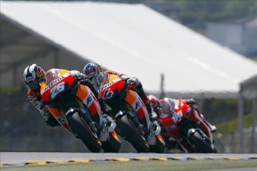 Pedrosa, Dovizioso y Hayden: pelea por el podio