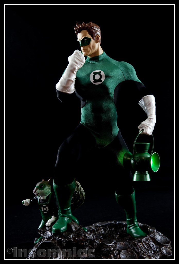 GREEN LANTERN MUSEUM QUALITY 1/4 STATUE  4524287629_8cb7474d27_b