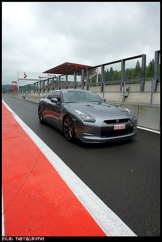 MLR Track day : quand des anglais dbarquent  Spa en evo et en skyline !!! 4686471982_b5b589b249