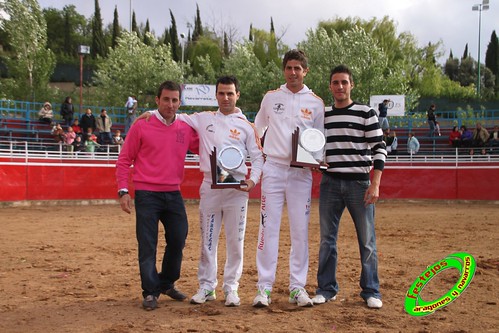 Cenicero (La Rioja) 15 de mayo concurso de recortadores con anillas, ganaderias Santos Zapateria (Valtierra, Navarra) y Herederos de Angel Macua (Larraga, Navarra) 4618981821_20b53240d5