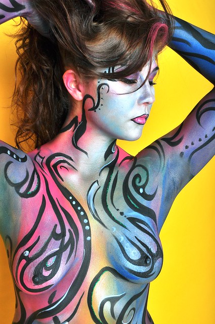 Body paint 4696054517_243c821986_z