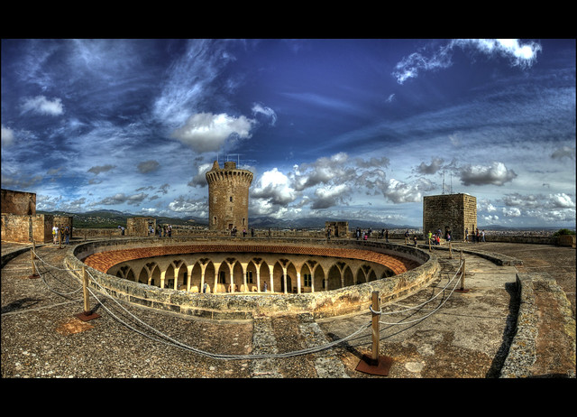 10 castillos que parecen de cuento en España 5081992976_d0a12930a9_z