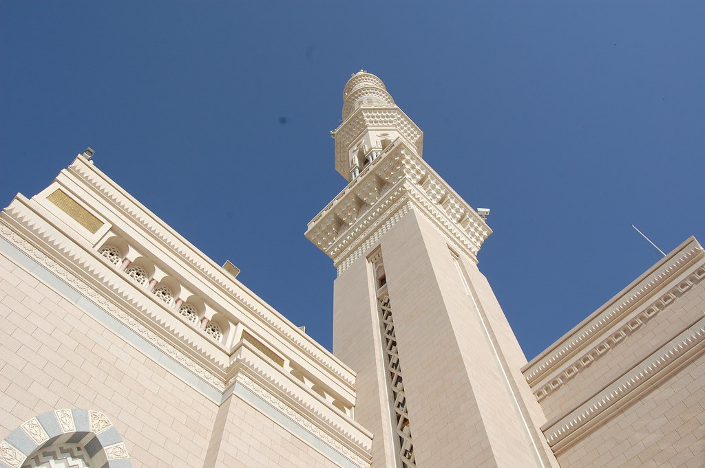 The Prophet's Mosque Al-Masjid Al-Nabawi - المسجد النبوي 4454947128_2c9c8bc090_b