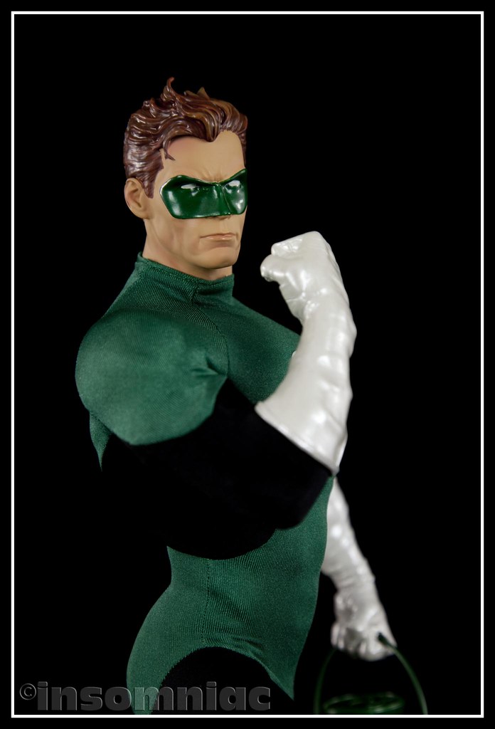 GREEN LANTERN MUSEUM QUALITY 1/4 STATUE  4524287265_6dbee912de_b