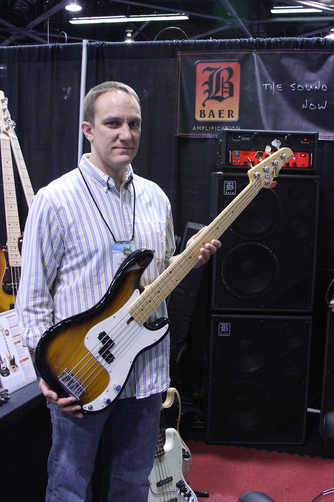 NAMM 2010 4280549557_d1aa33a1a9_b