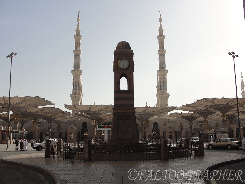 The Prophet's Mosque Al-Masjid Al-Nabawi - المسجد النبوي 5444823338_ddc347b105_b