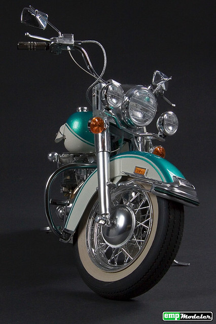 2010 - Harley Davidson FLH 1200 "The Green Shovel" (Tamiya 1/6) 5191273745_4e912156f7_z