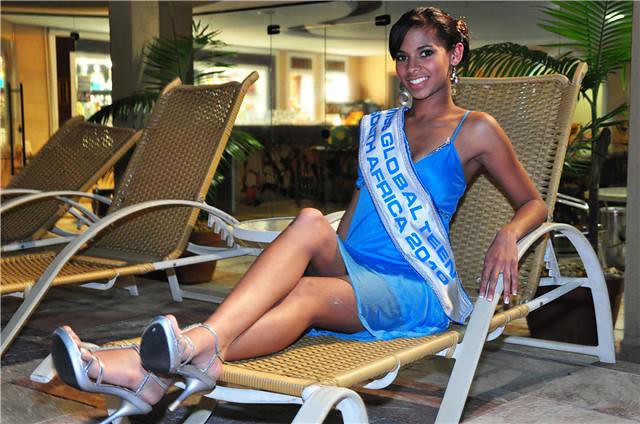 Miss Global Teen 2010 -Dominican Rep. Won! 4738545791_92630c02ff_b