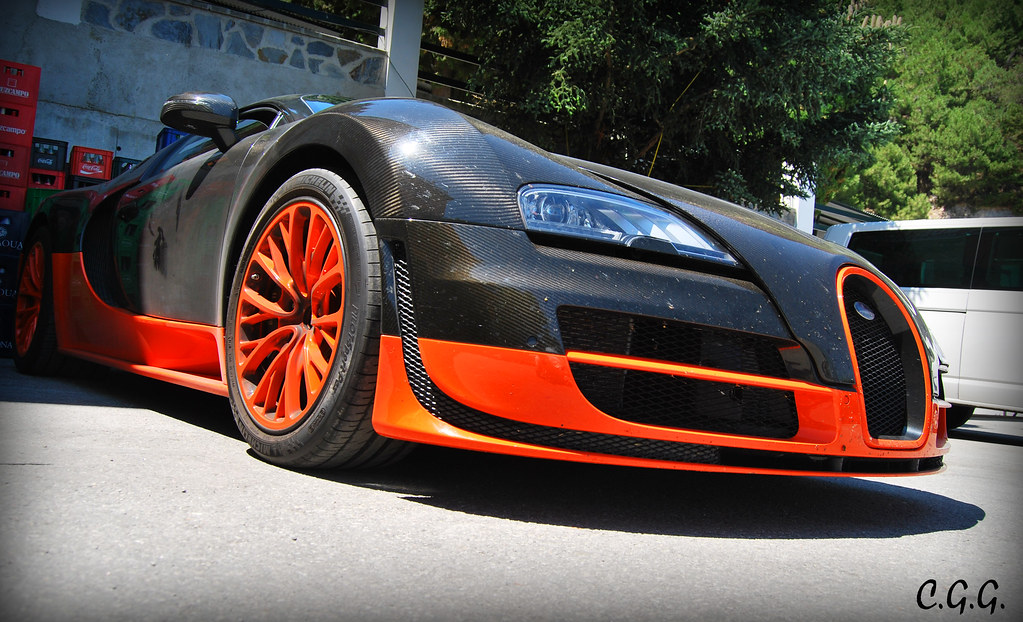 Bugatti Veyron Super Sport : "en vrai" 4850252826_f9425c6d48_b