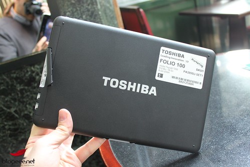 Tablette Pc "Toshiba Folio 100" 5059134491_df28e050e4