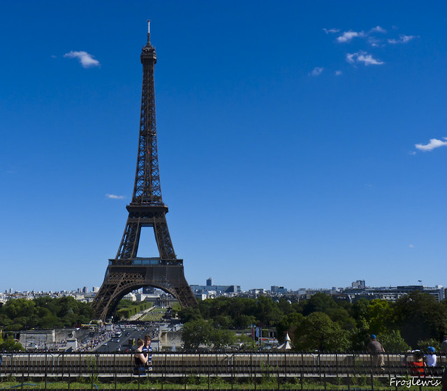 à paris :) 4920924140_e042324ab7_z