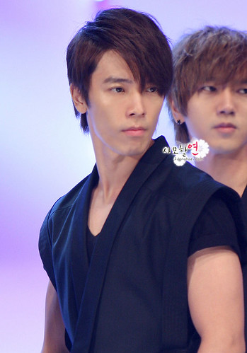 Fotos de Donghae!!  4830122847_08b695aa51