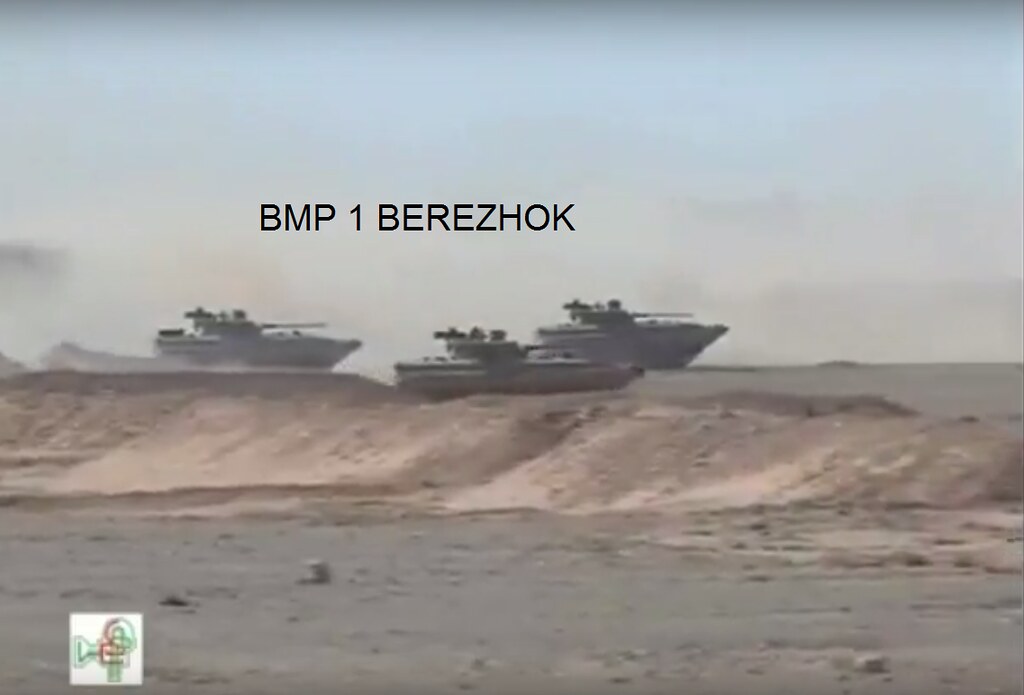 مدرعات القوات البرية الجزائرية [ BMP-2M Berezhok ]  - صفحة 5 35901522910_499846d401_b