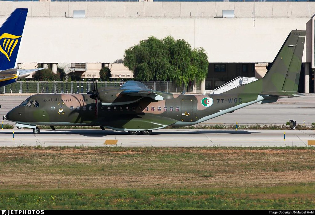 صور طائرات النقل والشحن الجزائرية [  CASA C-295M  ]  - صفحة 8 38138308491_bdb93c49de_b