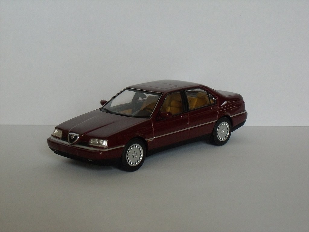 Nouveatés miniatures Alfa - Page 2 5296130327_9349182c12_b