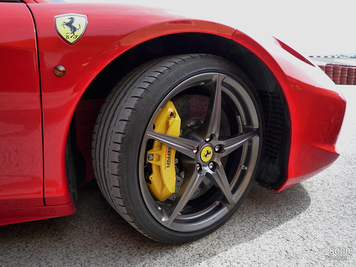 Prueba Ferrari 458 Italia (ojo modems 24fotos) 5544333259_fc0e9f3d40