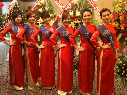 Hình ảnh chương trình Ra mắt Công Ty Phú Hưng ngày 29/3/2011 tại Sheraton 5578548688_107329d637