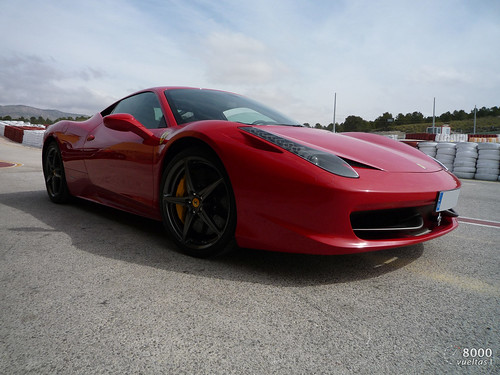 Prueba Ferrari 458 Italia (ojo modems 24fotos) 5544333017_40a11197ed