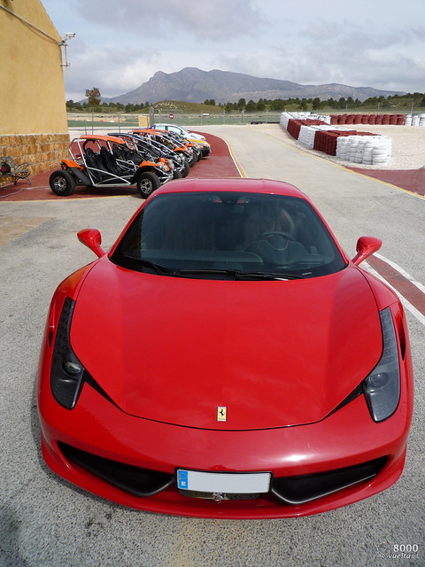 Prueba Ferrari 458 Italia (ojo modems 24fotos) 5544911424_f1f4c322ab_z