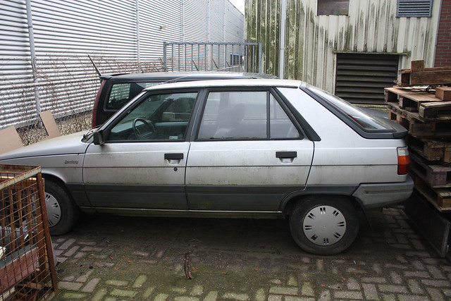 Renault 11 TL Broadway # # PJ27XJ  5442932682_fe1af3054c_z