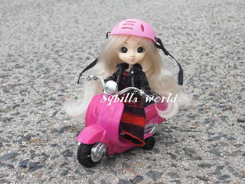 Mini pullip Witch 5654860158_a721023672