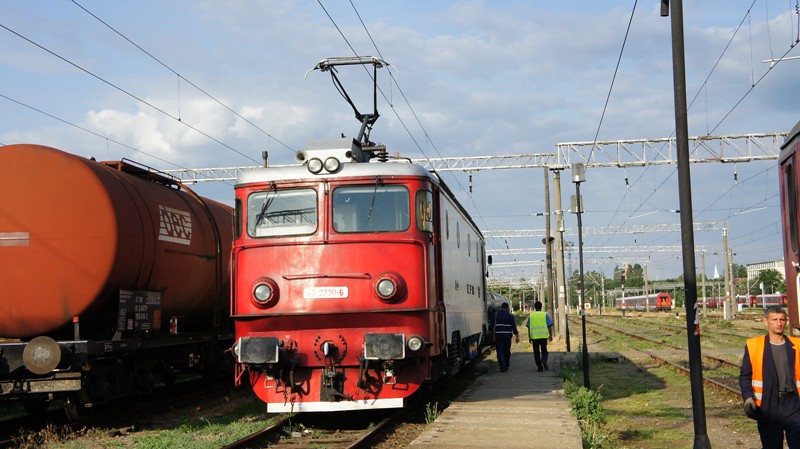 Locomotive clasa 41  (Vol. II) 5827866652_40e1380864_b