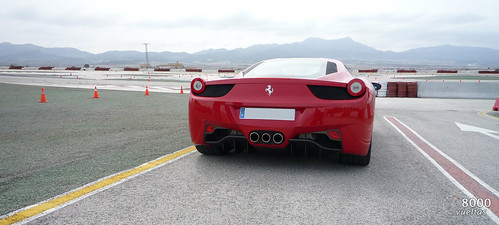 Prueba Ferrari 458 Italia (ojo modems 24fotos) 5544911588_902efe5fd9