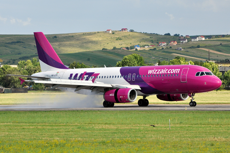 Aeroportul Cluj-Napoca - Iulie 2011  5909647948_71a6b4642a_o