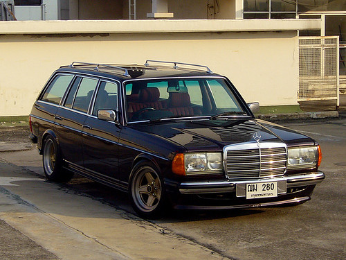 Mercedes 5506575061_fb53ca21ff