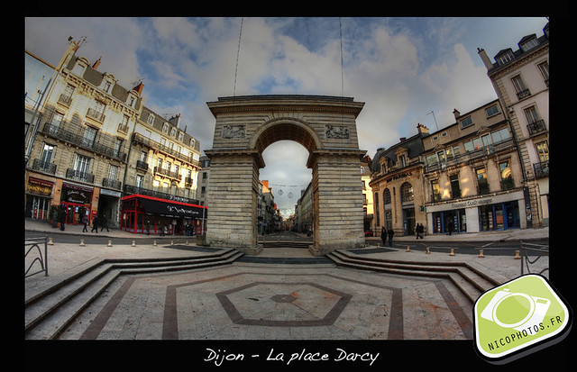 DIJON : Capitale des ducs de Bourgogne 5327121462_242e32894f_z