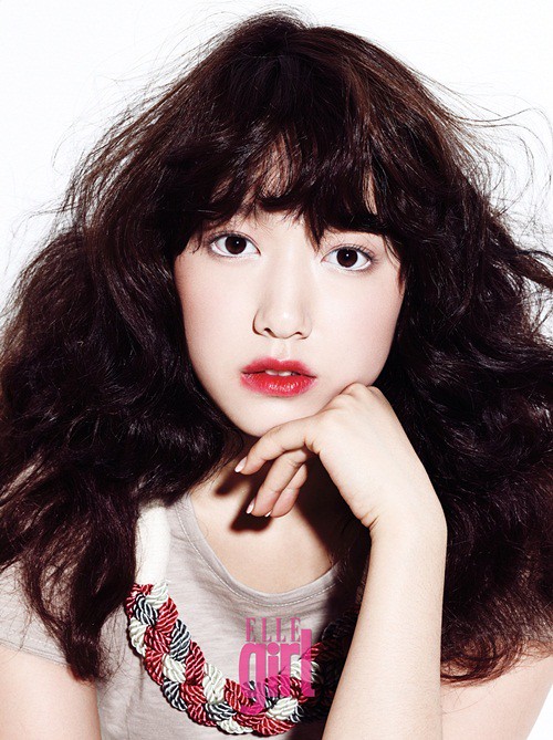 PARK SHIN HYE POSA PARA ELLE GIRL 5553101140_13d7accdbd_b