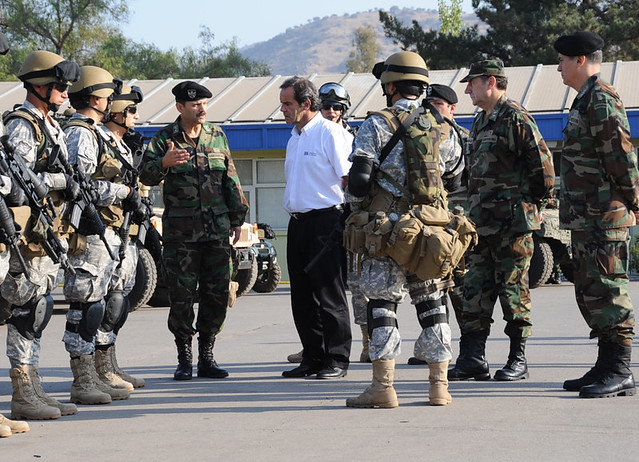 FUERZAS ARMADAS DE CHILE - Página 4 5427590725_47acbfebb8_z