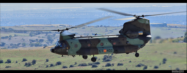 HT-17; Boeing Vertol CH-47D Chinook 5512645324_74c4b4a8ce_z