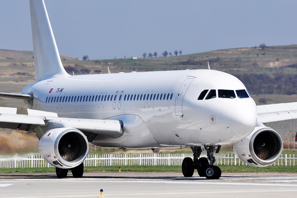 Aeroportul Cluj Napoca - Aprilie 2012  6922059982_624279b618_o