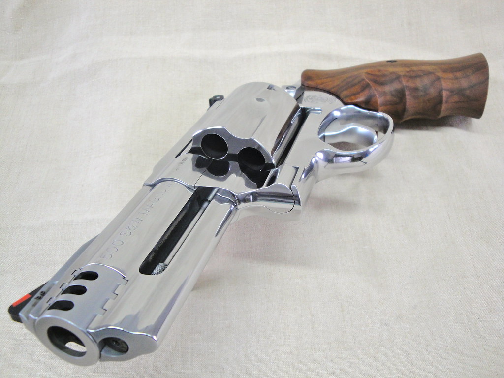 Armes de poing: Belles photos 6913759804_776e849471_b