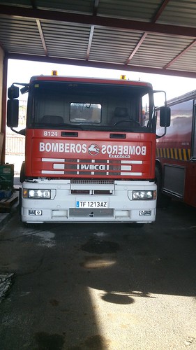 Bomberos de Canarias. 11345352163_a0a497fc20