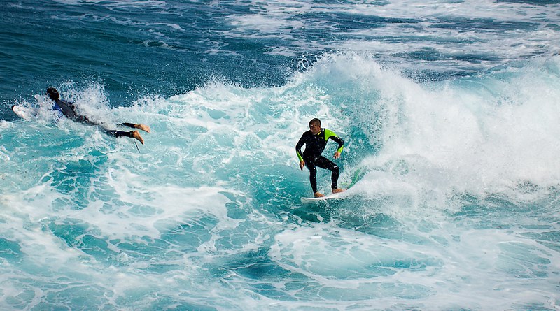 Surfing Portugal 9761203742_89dd412eb7_c