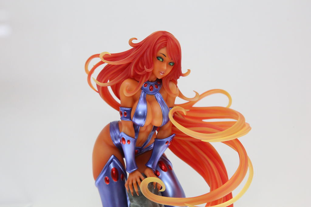 [Kotobukiya] Bishoujo Statue | DC Universe - Starfire - Página 2 12398339635_d66665f53c_b