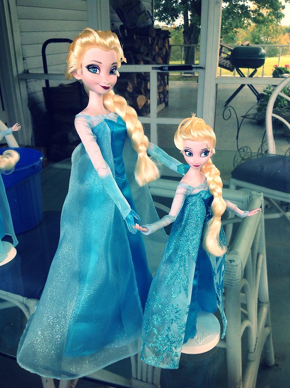 Disney Princesses Singing Dolls - Page 34 10312264536_a3cbb24ffa_c