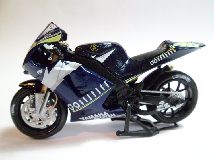 Yamaha YZR-M1 2005 [ Heller 1/24 ] 10634522875_8d17a138b8_o