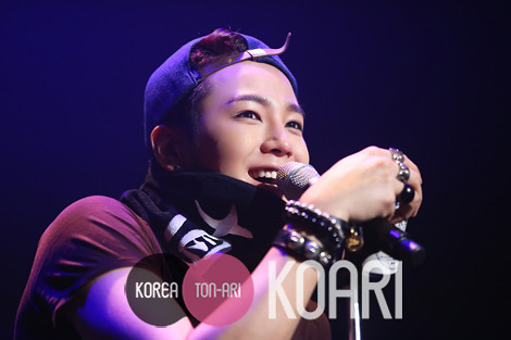 [Pics-2] Media Pictures of 2013 Jang Keun Suk ZikZin Live Tour in Zepp Osaka 12051372274_d811d88b10