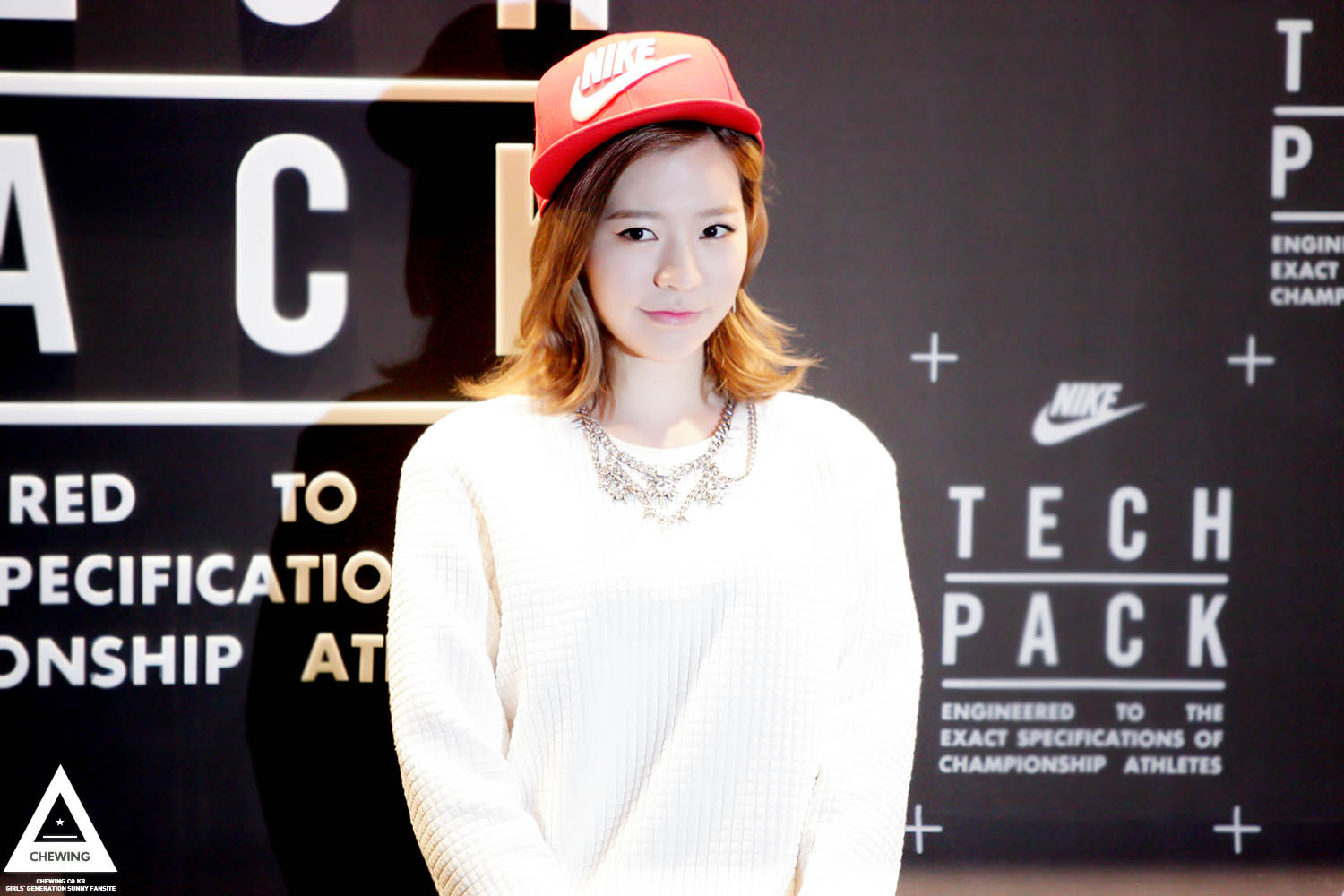 [PIC][24-09-2013]Tiffany và Sunny tham dự sự kiện "NIKE TECH PACK" vào tối nay 10884814493_96236d406a_o