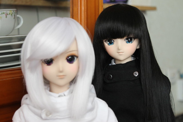 Aya & Rin // Blanco y Negro (DD) 11904242825_625aeeec14_z